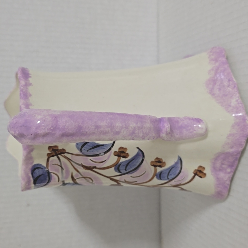 Vintage Clinchfield Potteru Floral Cream and Purple Ceramic Pitcher - Picture 4 of 16